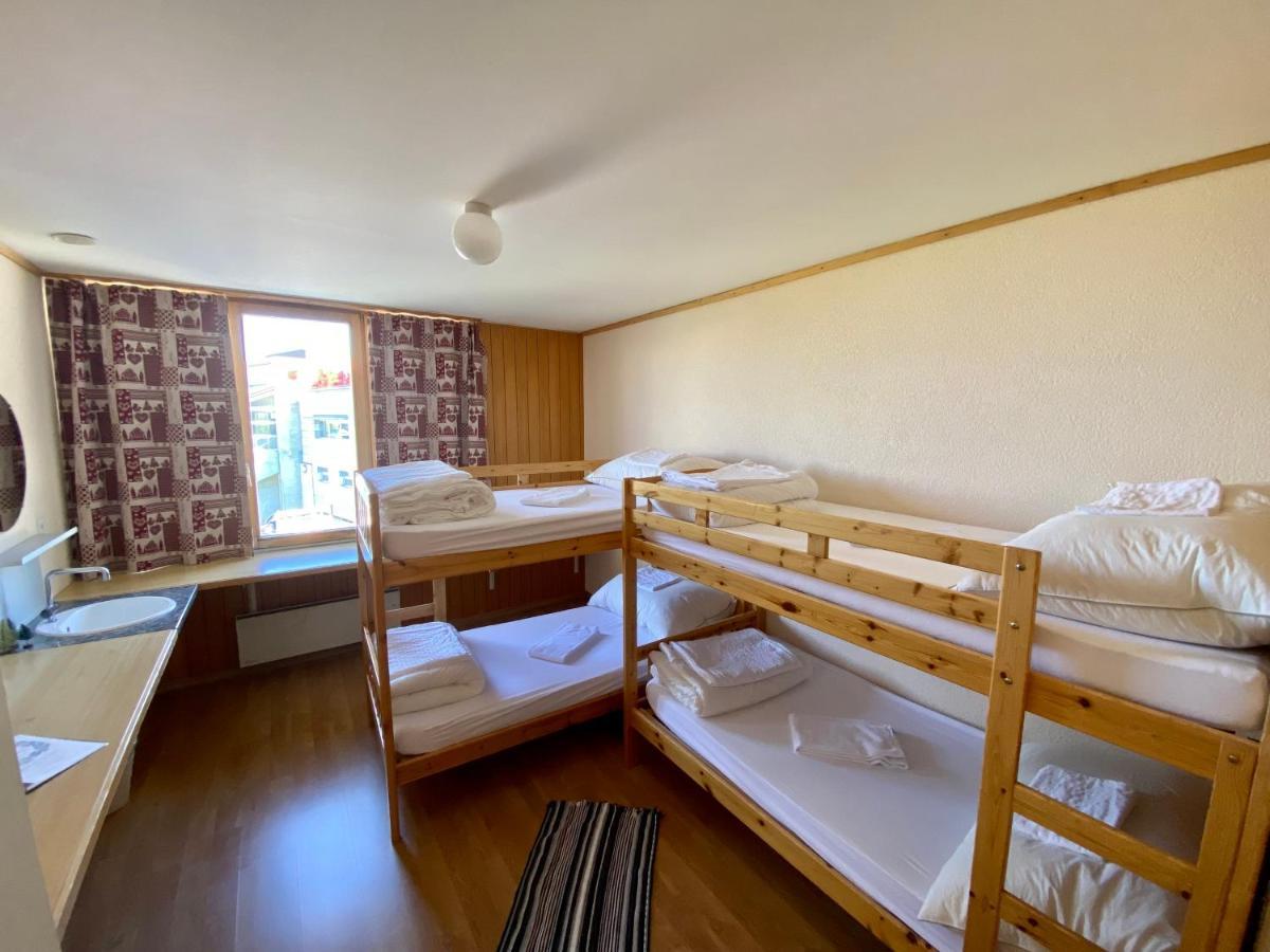 Tignousa Logement De Groupes Et Individuels 圣吕克 外观 照片